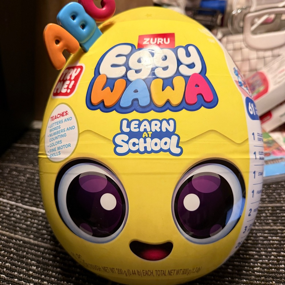 Zuru Eggy Wawa Learn at School Kids Preschool Toy Yellow NEW 61 Surprises 15103